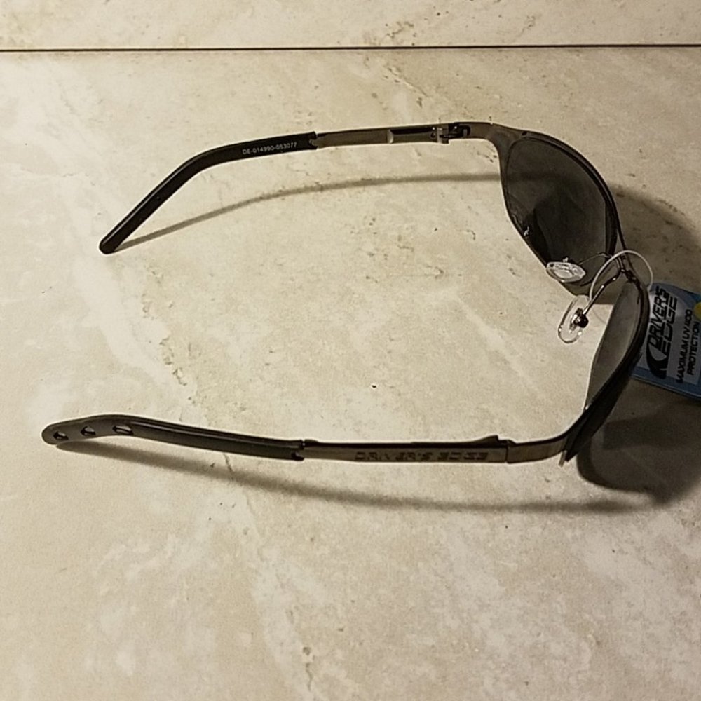 Drivers Edge Sunglasses - Picture 2 of 6